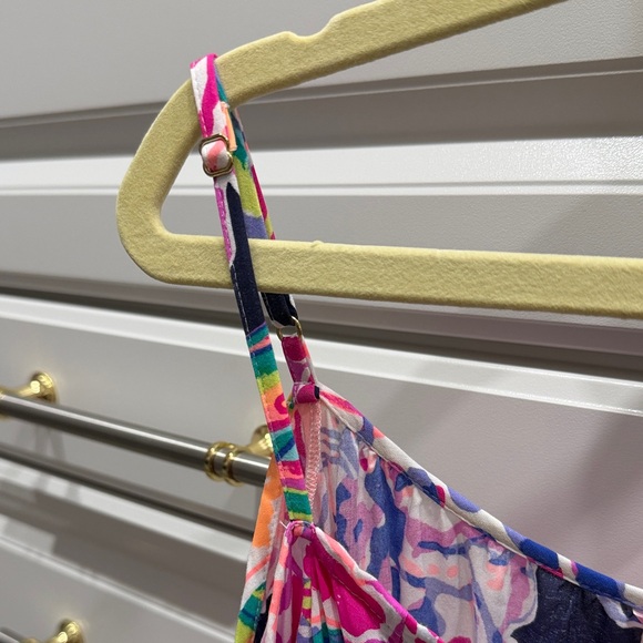 Lilly Pulitzer Alanna “Tipping Point” Pink and Blue Floral Blouse/Tunic/Top Med - Picture 4 of 15